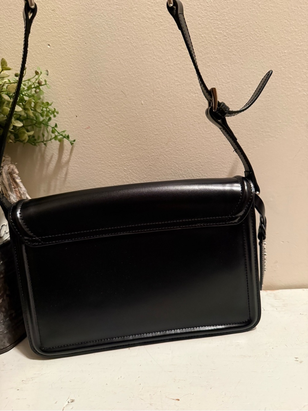 Cromia Black Italian Leather Structured Shoulder Bag made in Italy EUC - Picture 2 of 8